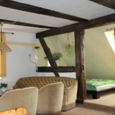 Familienfreundlicher Landurlaub Im Gutshaus * 特伦特