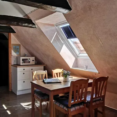 Guest house Familienfreundlicher Landurlaub Im Gutshaus Trent
