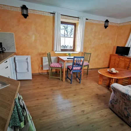 公寓 Familienfreundlicher Landurlaub Im Gutshaus *